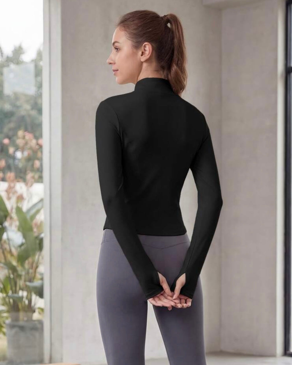 Chaqueta deportiva negra