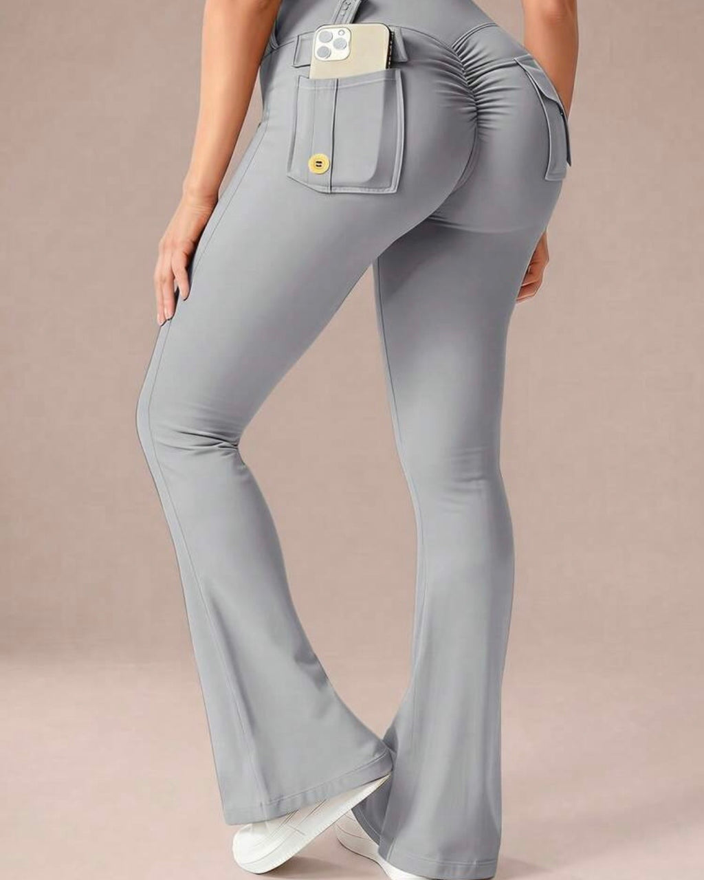 Pantalones Acampanados Gris Claro