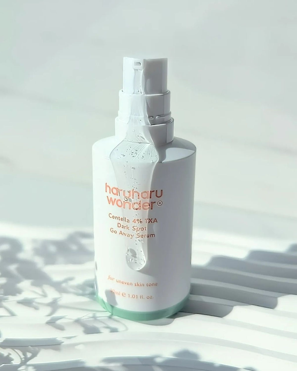 Haruharu Wonder Centella 4% TXA Dark Spot Go Away Sérum 30ml